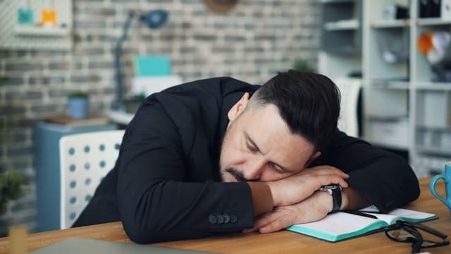 Expert: Da-ti demisia de la job din 3 in 3 ani! Explicatia te va convinge