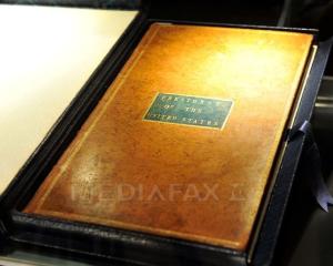O carte din biblioteca presedintelui George Washington a fost vanduta la licitatie