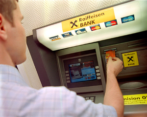 Factura Orange poate fi platita si la bancomatele Raiffeisen Bank 