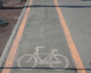 Biciclistii ies in strada pe 27 octombrie