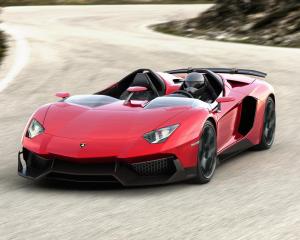 Lamborghini Aventador J a fost vandut cu 2,76 milioane de dolari