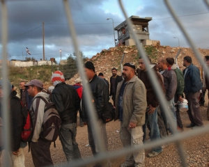 Oficialii romani si israelieni se angajeaza sa accelereze negocierile pentru angajarea temporara a romanilor in Israel