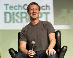 Zuckerberg: Un telefon Facebook este o strategie gresita pentru noi