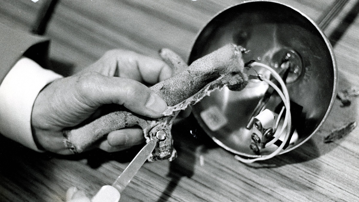 Momente controversate in istoria Jocurilor Olimpice. Montreal 1976: un scrimer gaseste o modalitate ingenioasa de a trisa (II)