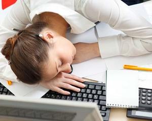 Lipsa somnului iti poate afecta cariera: Te face sa minti, sa inseli si sa furi