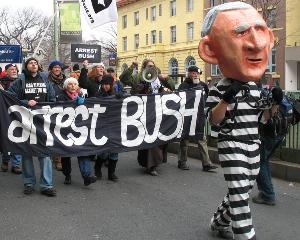 Amnesty International cere din nou arestarea lui George W. Bush