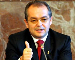 Emil Boc: Guvernul isi va angaja saptamana viitoare raspunderea pe Codul Muncii