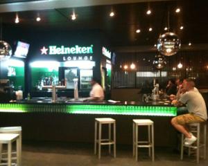 Heineken a cumparat Galaxy Pub Estate, un grup care detine 918 pub-uri din Anglia