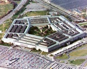 Boeing vrea 380 milioane de dolari de la Pentagon. De ce?