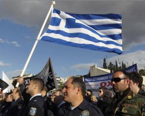 Economist: Frumoasa incercare, dar Grecia va parasi oricum Zona Euro