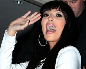 Clanul Kardashian a semnat un contract tv de 40 milioane de dolari