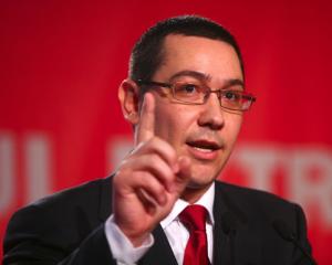 Probabil impresionat de situatia din Egipt, Ponta le cere romanilor sa iasa in strada