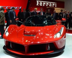 700 de comenzi pentru OZN-ul Ferrari LaFerrari. Supercar-ul costa 1,3 milioane dolari