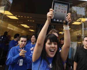 Sears.com a redus "din greseala" pretul tabletei iPad 2 cu 675 dolari