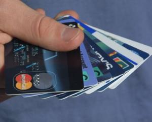 Peste 13 milioane de carduri valide in circulatie, in Romania