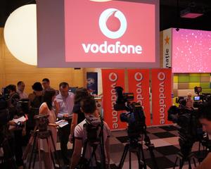 Expozitie digitala de fotografie la Vodafone Experience Store