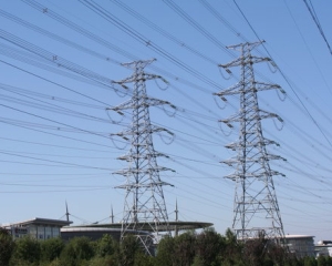Chinezii vor actiuni la Transelectrica