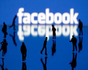 Facebook, cea mai populara retea de socializare in 127 de tari