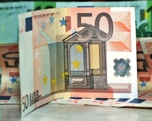 Moneda noastra cea de toate zilele: Ce alegem, lei sau euro?