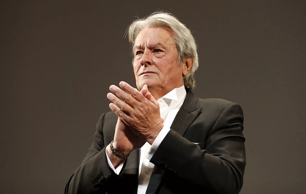 Cannes, 2019: "Corectitudinea politica", politia gandirii libere, s-a dezlantuit impotriva lui Alain Delon