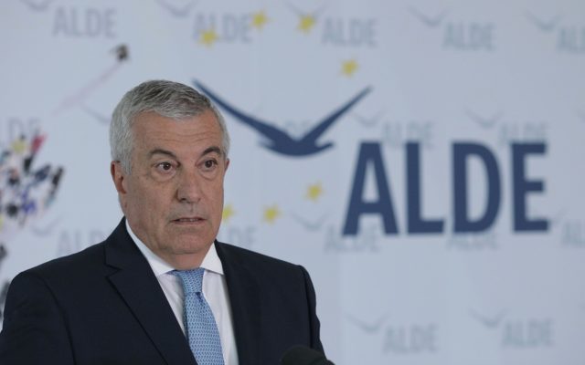 ALDE ramane fara grup parlamentar in Senat dupa ce a decis excluderea lui Teodor Melescanu