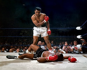 25 februarie 1964: Cassius Clay il invinge pe Sonny Liston