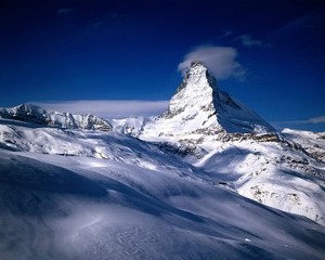 Se poate mult mai rau: vant de peste 250 km/h in Alpii elvetieni