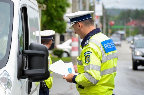 Legea starii de alerta, in vigoare de astazi: Ce amenzi putem primi, de la cine si ce alte reguli noi apar