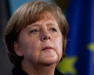 Angela Merkel l-a anuntat pe Putin ca Rusia va primi noi sanctiuni externe