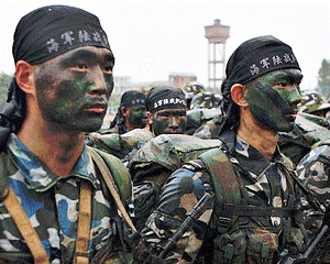 Cati soldati are China: Peste 1,5 milioane
