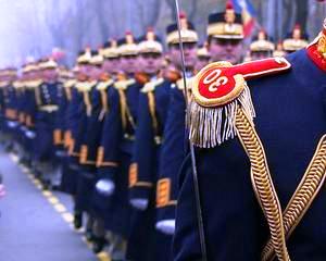 Parada de Ziua Nationala a Romaniei: Peste 2.000 de militari si 200 de utilaje
