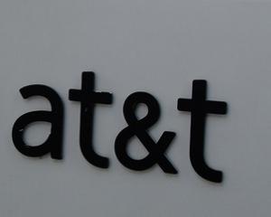 AT&T vrea sa cumpere DirecTV pentru 40 miliarde de dolari