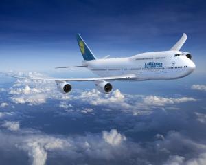 Grupul Lufthansa reduce consumul de combustibil, stabilind un nou record de eficienta