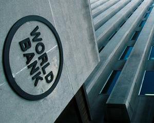 Banca Mondiala, criticata pentru incalcarea drepturilor omului
