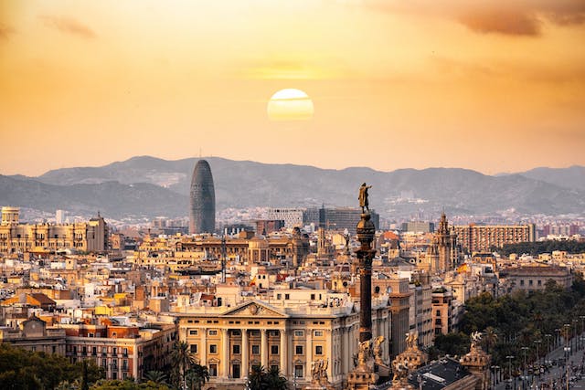 Destinatii ideale pentru city-break: Barcelona - cum ajungem, ce vizitam, ce mancam