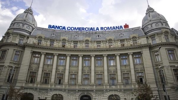 Profitul net al BCR a crescut cu 142%, la aproape 846 de milioane de lei