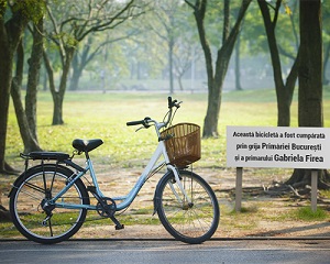 Bicicletele luate pe voucher - fiecare va avea o placuta cu "Aceasta bicicleta a fost cumparata prin grija primarului Gabriela Firea"