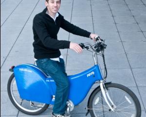 Evil stress Sharpen Israel: Antreprenorul Micah Toll construieste biciclete electrice pentru  navetisti