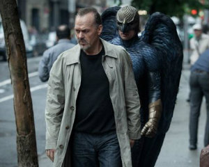 CINE-MANAGER (2) "Birdman": super-eroul din CV-ul nostru si lupta sa cu fricile din noi