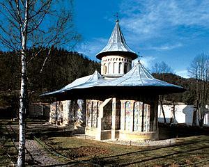 Bisericile de lemn din Romania sunt amenintate de degradare