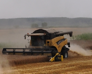 Biso Romania lanseaza Programul de modernizare a parcului de utilaje agricole 2013