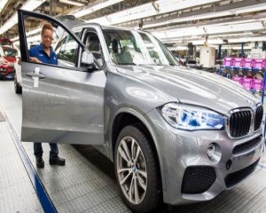 BMW va construi o noua fabrica in SUA
