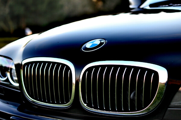 Grupul Teaha cumpara o flota record de masini BMW plug-in hybrid. Tranzactie de peste 700.000 euro, cea mai importanta achizitie a unei flote de automobile plug-in hybrid in Romania