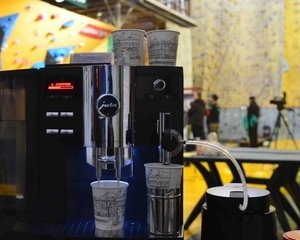 Cafeterie sau o afacere de succes in industria pasionatilor de cafea. Despre succes si corectitudine pe piata, cu fondatorul Bogdan Cuzincu