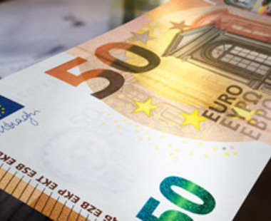 Banca Centrala Europeana a pus in circulatie noua bancnota de 50 de euro