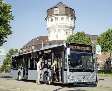 Cinci premii pentru Daimler Buses la Bus World