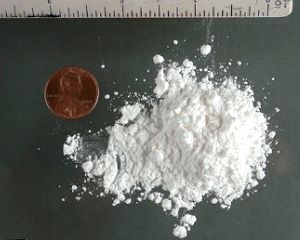 Cat mai costa drogurile: 50 lei gramul de cannabis, 100 euro gramul de cocaina