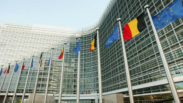 Comisia Europeana someaza Romania sa reduca poluarea. Ministrul Mediului face promisiuni