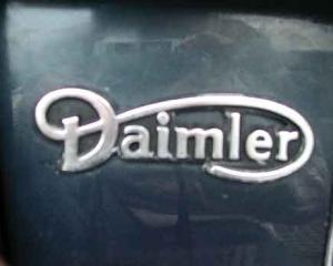 Compania Daimler a lansat la Salonul Auto din Frankfurt o masina de lux care se conduce singura