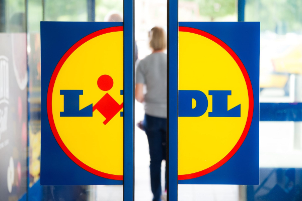 Lidl vine cu o reactie, dupa ce ANPC-ul a controlat, amendat si inchis unele magazine